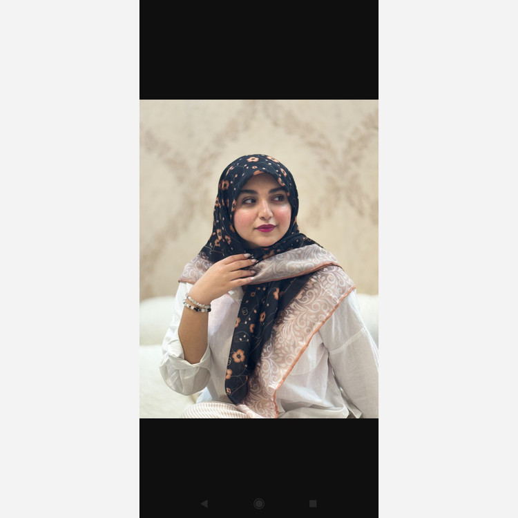 روسری نخی دست دوز طرحدار
