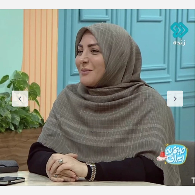 روسری نخی ریشه پرزی ، لنین
