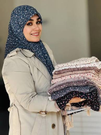 روسری نخی پلیسه گل ریز ( پاییزه )