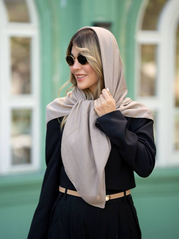 روسری نخی اسکالر ، آناهیتا