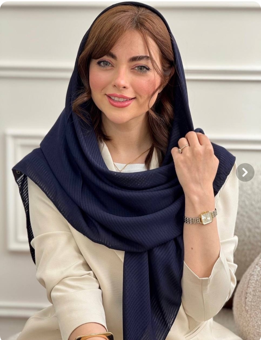 روسری نخی اسکالر ، آناهیتا