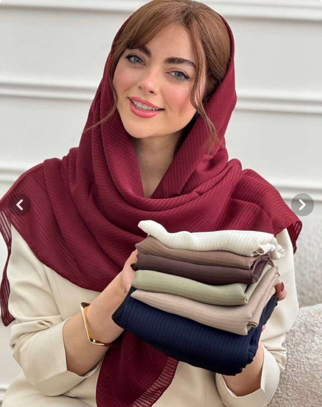 روسری نخی اسکالر ، آناهیتا