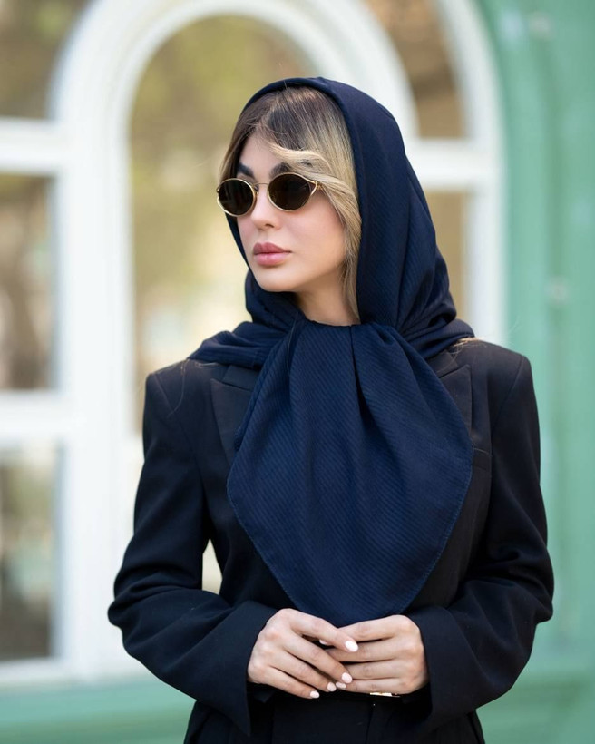روسری نخی اسکالر ، آناهیتا