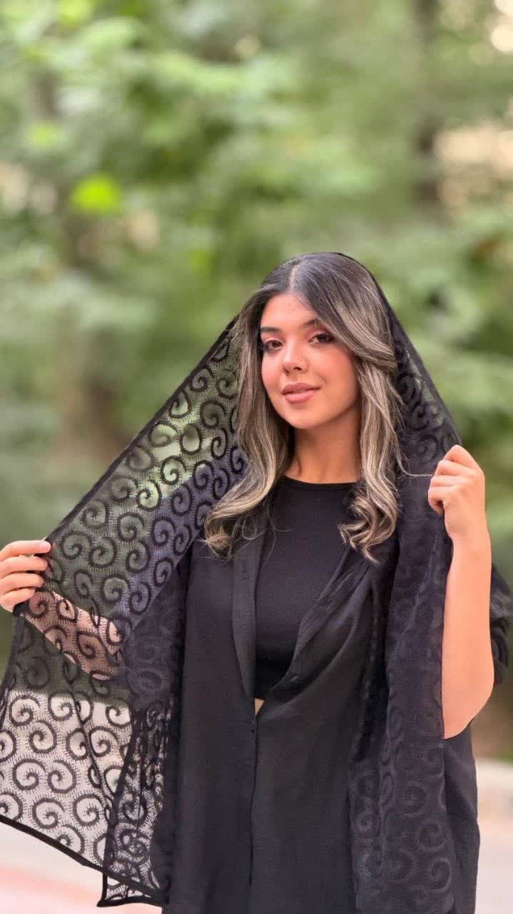 شال مشکی تور طرحدار و ساده